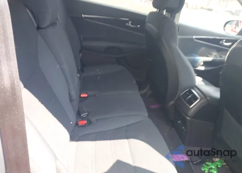 2016 Kia Sorento 2.4L Lx from USA, damaged, VIN 5XYPGDA33GG109079